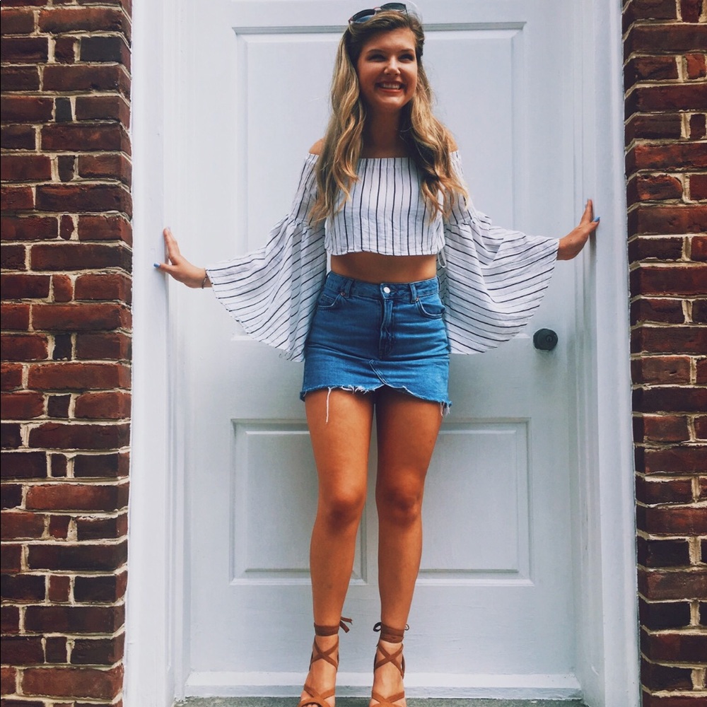 WORN ONCE Striped Cropped Shirt with Bell Sleeves